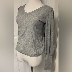 1. State sweater puff sleeve v neck small